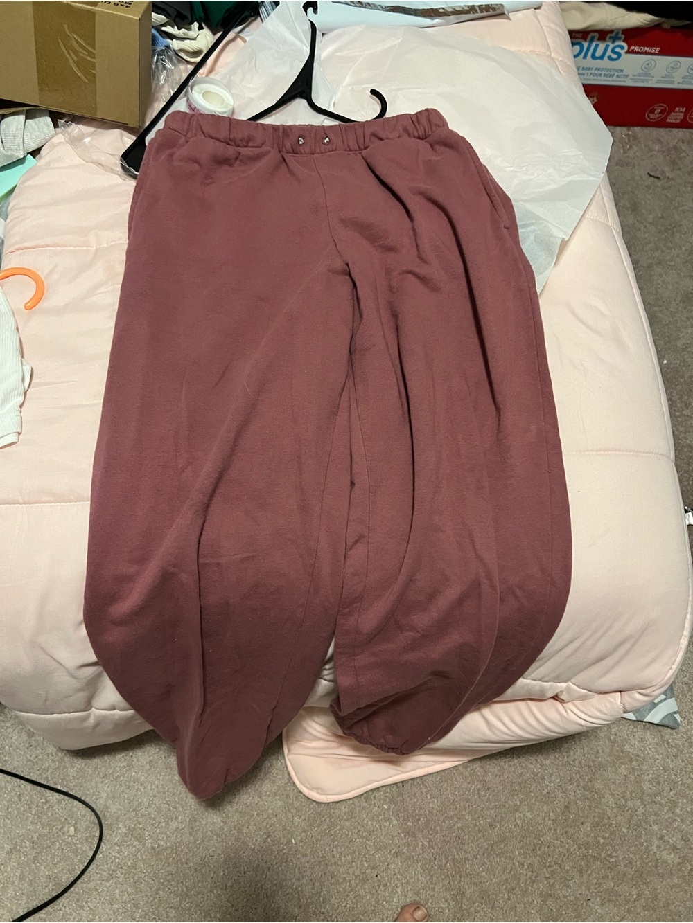 Old Navy women’s Dusty Rose Jogger Sweatpants